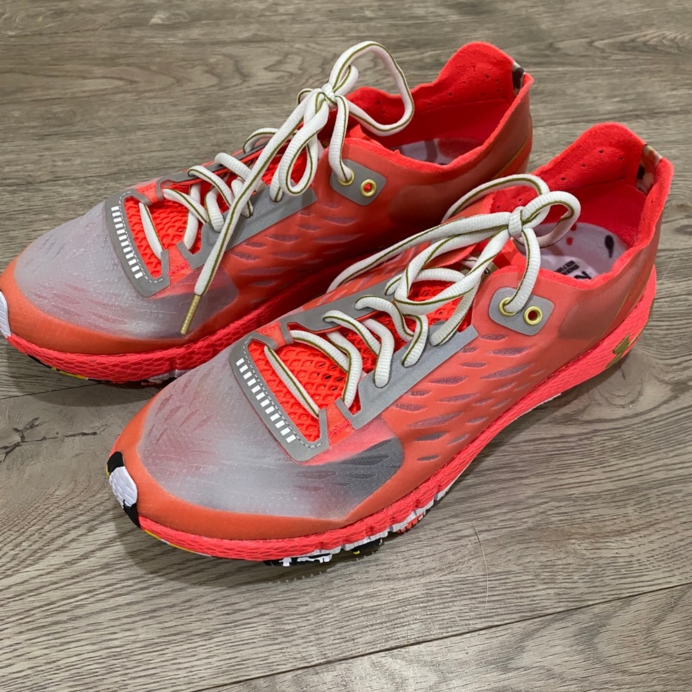 UA HOVR Machina Upstream Camo Running Shoes
